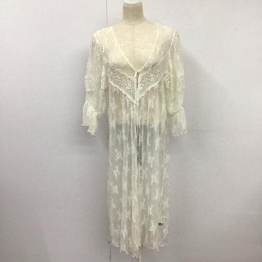 ダブルクローゼット w closet ワンピース ロングスカート 長袖ワンピース ロングワンピース フレアスカートワンピース 前開き 花柄 白 / ホワイト /  レディース USED 古着 中古 10126135