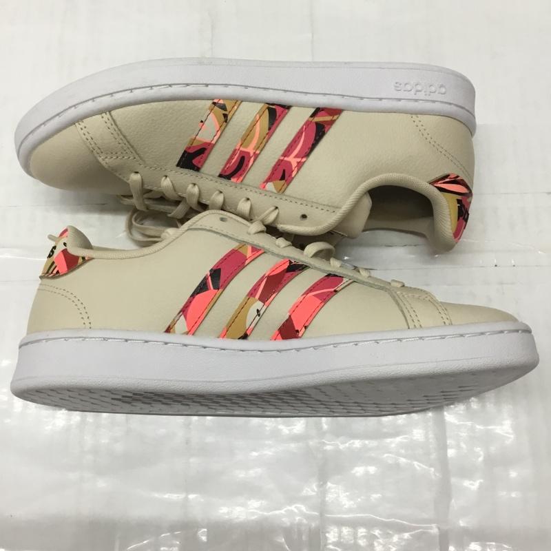 アディダス adidas スニーカー スニーカー FW6659 グランドコート LEA W 23.5cm 23.5cm ロゴ、文字 ベージュ / ベージュ / X 白 / ホワイト /  レディース USED 古着 中古 10110608
