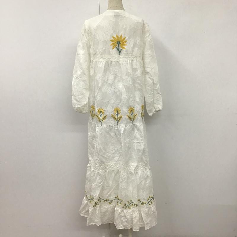 ザラ ZARA ワンピース ロングスカート 刺繍 ロング丈 XS 刺繍 白 / ホワイト /  レディース USED 古着 中古 10105777
