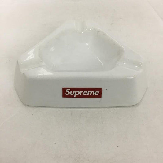 シュプリーム Supreme ファッション小物 喫煙グッズ 15AW Ceramic Ashtray ボックスロゴ 灰皿 ロゴ、文字 白 / ホワイト /  メンズ USED 古着 中古 10133818