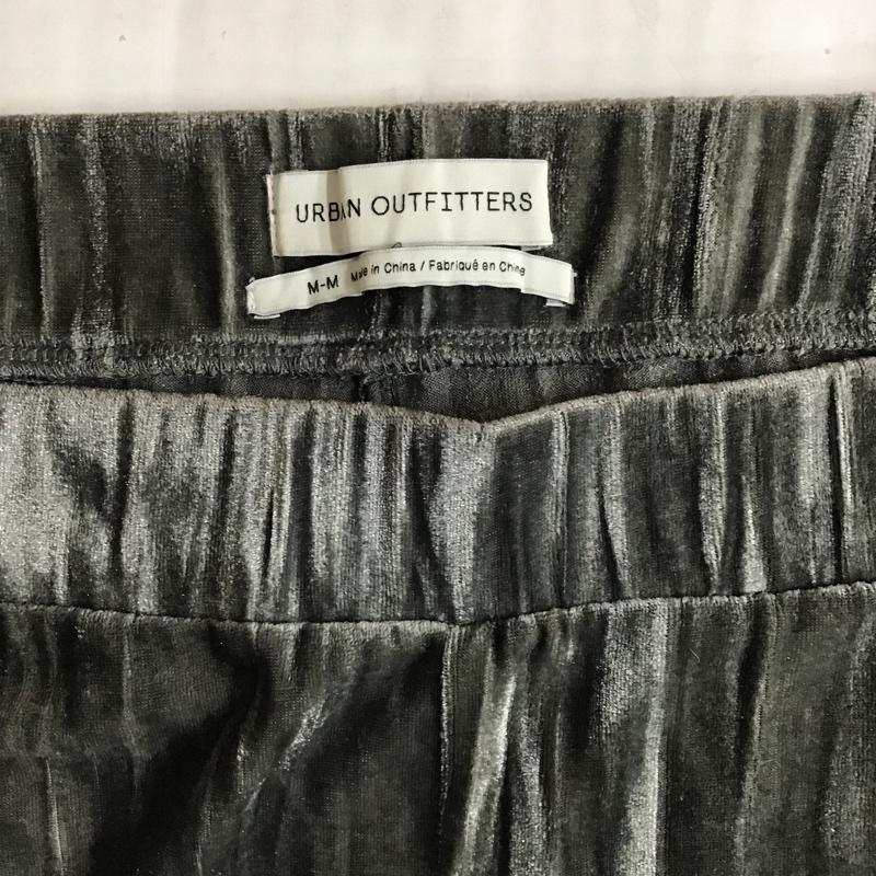 アーバンアウトフィッターズ URBANOUTFITTERS ボトムス ボトムス ベロアパンツ M 無地 灰 / グレー /  レディース USED 古着 中古 10076674
