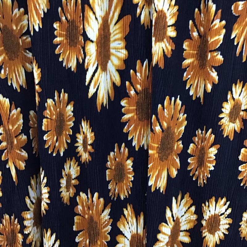 古着 USED ワンピース ロングスカート 26-221118006-13 楊柳プリーツひまわり柄ワンピース タグ付き M 花柄 紺 / ネイビー /  レディース USED 古着 中古 10119233