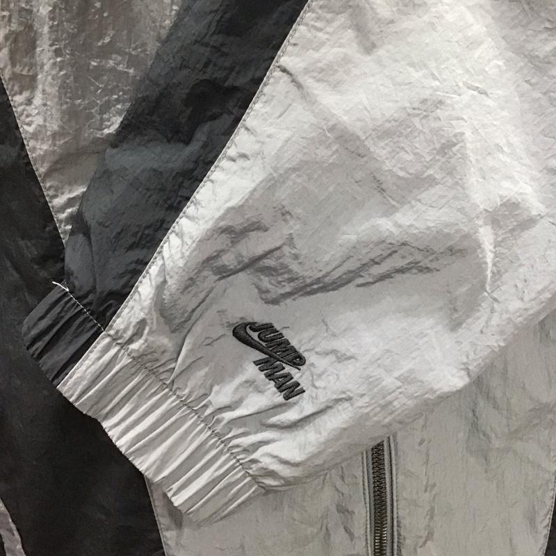 エアジョーダン AIR JORDAN ジャケット、上着 ジャンパー、ブルゾン dq8034-014 FLIGHT MVP STATEMENT JACKET 4L 無地 黒 / ブラック / X 灰 / グレー /  メンズ USED 古着 中古 10122055