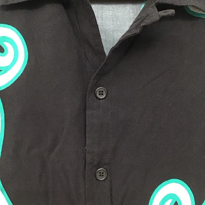 プレジャー PLEASURES シャツ、ブラウス 半袖 半袖シャツ プリントシャツ 柄シャツ S プリント 黒 / ブラック /  メンズ USED 古着 中古 10136824