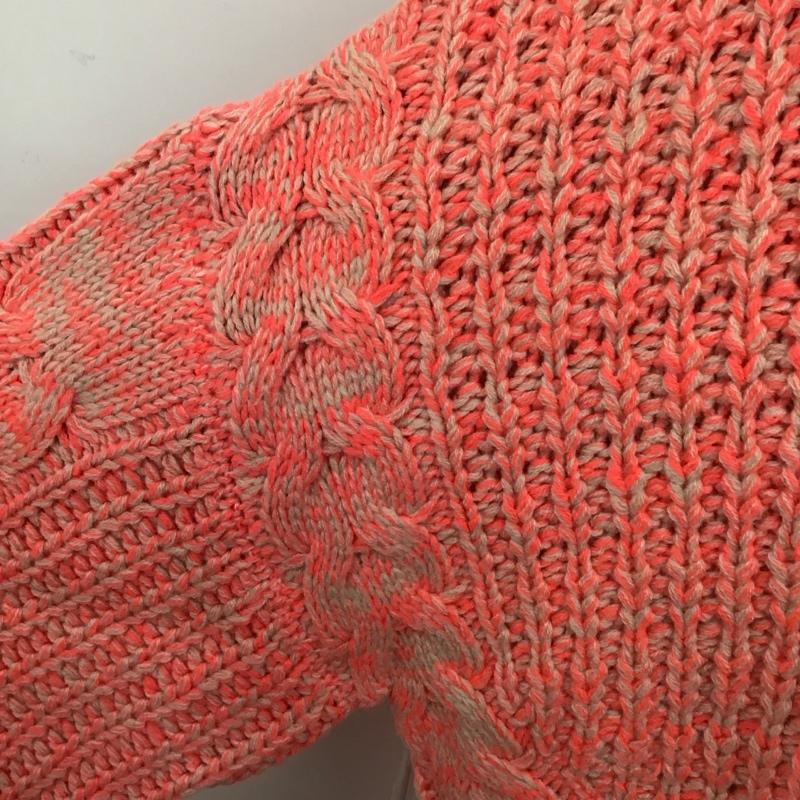 チチカカ TITICACA ニット、セーター 長袖 IWJBC208 ネオンカラー ケーブル編み FREE 無地 桃 / ピンク /  レディース USED 古着 中古 10122632