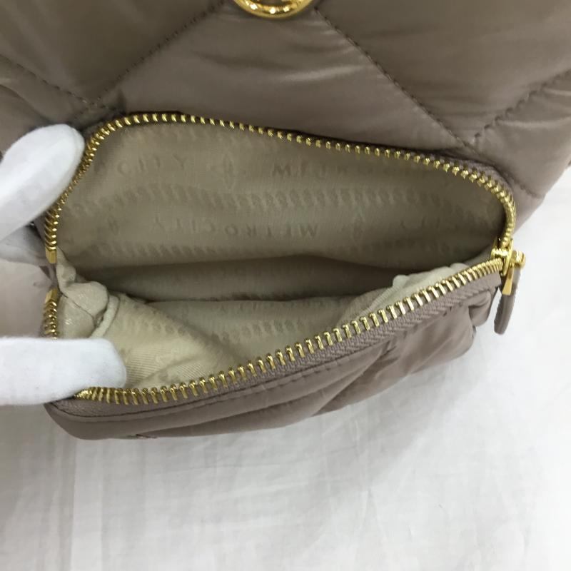 ＵＳフルギ US古着 ショルダーバッグ ショルダーバッグ METROCITY  ベージュ / ベージュ /  レディース USED 古着 中古 10142221