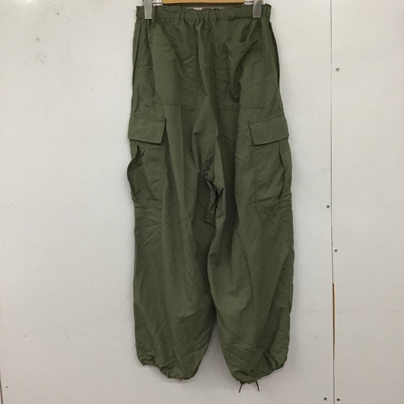 ニコアンド niko and... パンツ ワークパンツ、ペインターパンツ ワークパンツ ワイドパンツ カジュアルパンツ カーゴパンツ M 無地 カーキ / カーキ /  レディース USED 古着 中古 10128927