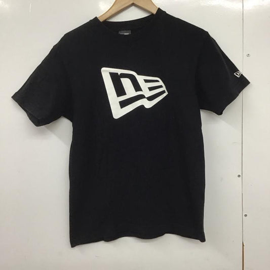 ニューエラ NEW ERA Tシャツ 半袖 半袖カットソー プリントTシャツ クルーネックカットソー S ロゴ、文字 黒 / ブラック /  メンズ USED 古着 中古 10146187