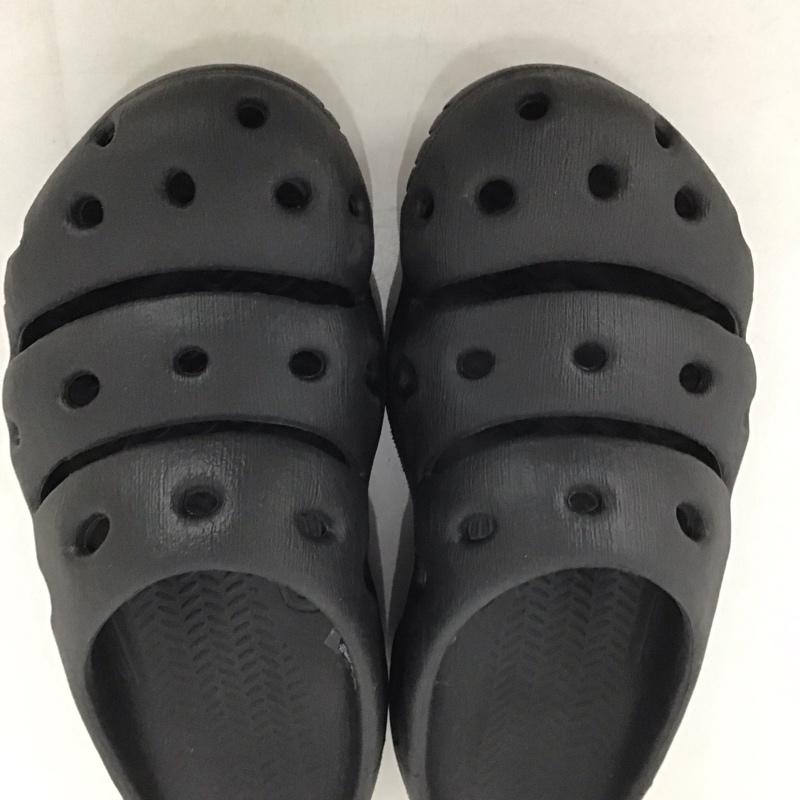 キーン KEEN サンダル サンダル 1028812 YOGUI アウトドアシューズ クロッグ 24cm 24.0cm ロゴ、文字 黒 / ブラック /  レディース USED 古着 中古 10141044