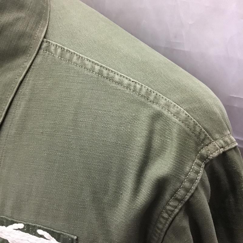 古着 USED シャツ、ブラウス 長袖 ミリタリー アメリカ軍 フィールドシャツ ロゴ、文字 カーキ / カーキ /  メンズ USED 古着 中古 10112380