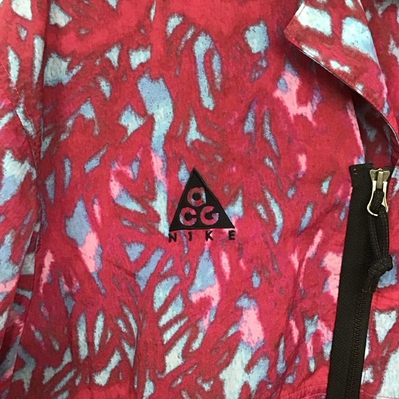 ナイキ エィシージー NIKE ACG シャツ、ブラウス 半袖 半袖シャツ ジップアップシャツ カラープリントシャツ M プリント マルチカラー / マルチカラー /  メンズ USED 古着 中古 10131251