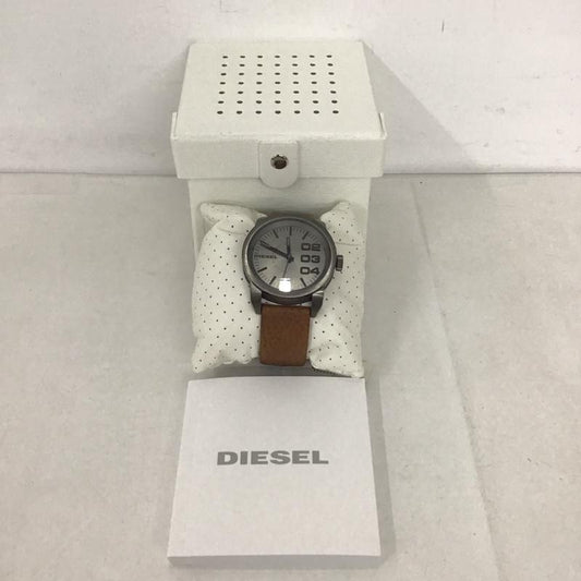 ディーゼル DIESEL 腕時計 アナログ（クォーツ式） DZ1467 レザーベルト 箱有 ロゴ、文字 茶 / ブラウン / X 灰 / グレー /  メンズ USED 古着 中古 10134778
