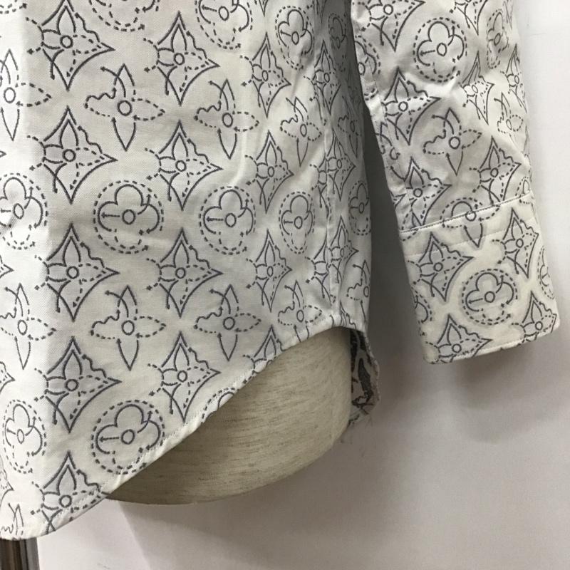 ルイヴィトン LOUIS VUITTON シャツ、ブラウス 長袖 長袖シャツ カラーシャツ 長袖カットソー プリントシャツ S 総柄 白 / ホワイト /  メンズ USED 古着 中古 10124816