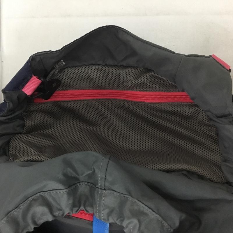 サロモン SALOMON リュックサック、デイパック リュックサック、デイバッグ 1284452 DISCOVERY 32 バックパック 登山リュック ロゴ、文字 桃 / ピンク / X 紺 / ネイビー /  メンズ USED 古着 中古 10140213