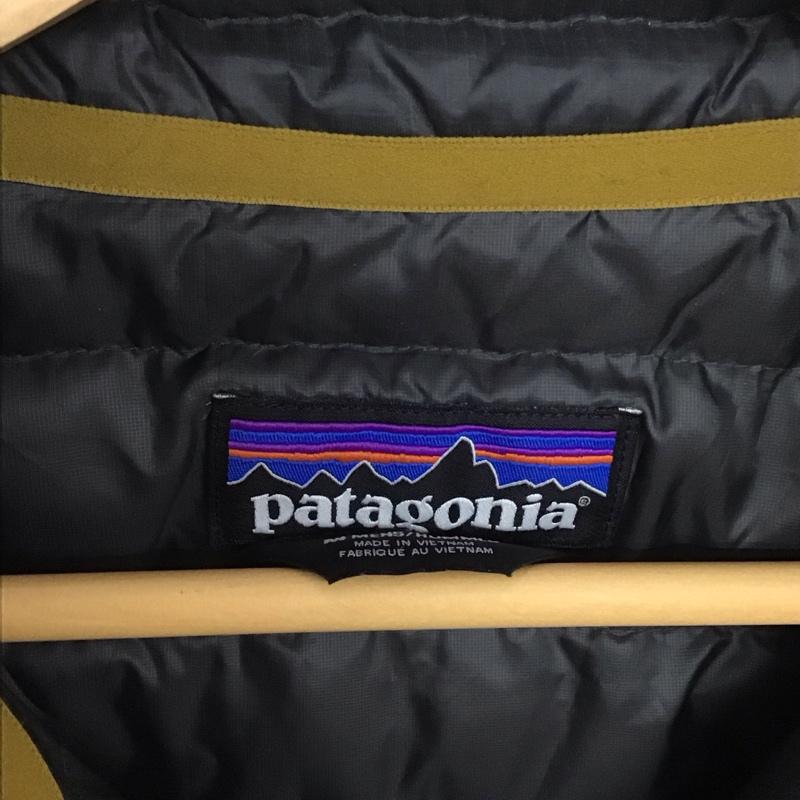 パタゴニア patagonia ジャケット、上着 ジャケット、ブレザー 27246fa16 DOWNSNAPTPULLOVER ダウンジャケット M ロゴ、文字 灰 / グレー /  メンズ USED 古着 中古 10144513