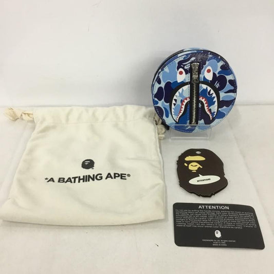 アベイシングエイプ A BATHING APE 財布 コンパクト財布 ABC CAMO SHARK COIN CASE コインケース 総柄 マルチカラー / マルチカラー /  メンズ USED 古着 中古 10140180