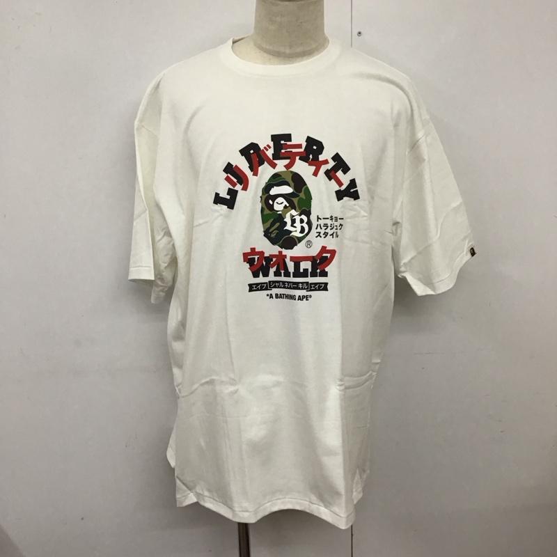 アベイシングエイプ A BATHING APE Tシャツ 半袖 1k73110919 リバティウォークLBWKカタカナカレッジティー プリントTシャツ プリント 白 / ホワイト /  メンズ USED 古着 中古 10124082