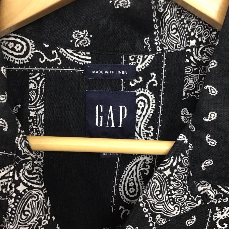 ギャップ GAP シャツ、ブラウス 半袖 半袖シャツ プリントシャツ ポケットシャツ L プリント 黒 / ブラック /  メンズ USED 古着 中古 10132818