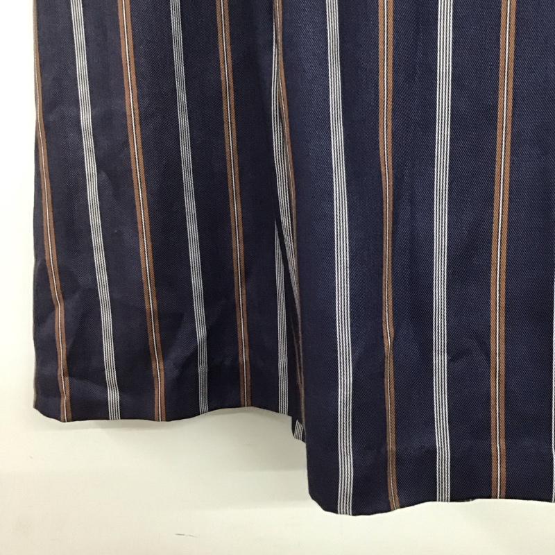アンタイトル UNTITLED パンツ ショートパンツ ハーフパンツ ショートパンツ カジュアルパンツ フレアパンツ 2 ストライプ 紺 / ネイビー /  レディース USED 古着 中古 10142671