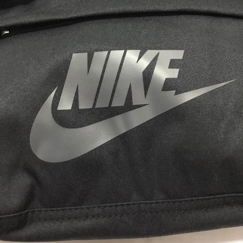 ナイキ NIKE ウエストバッグ ウエストバッグ BA5751-010 ヒップパック ボディバッグ タグ付き ロゴ、文字 黒 / ブラック /  メンズ USED 古着 中古 10110526