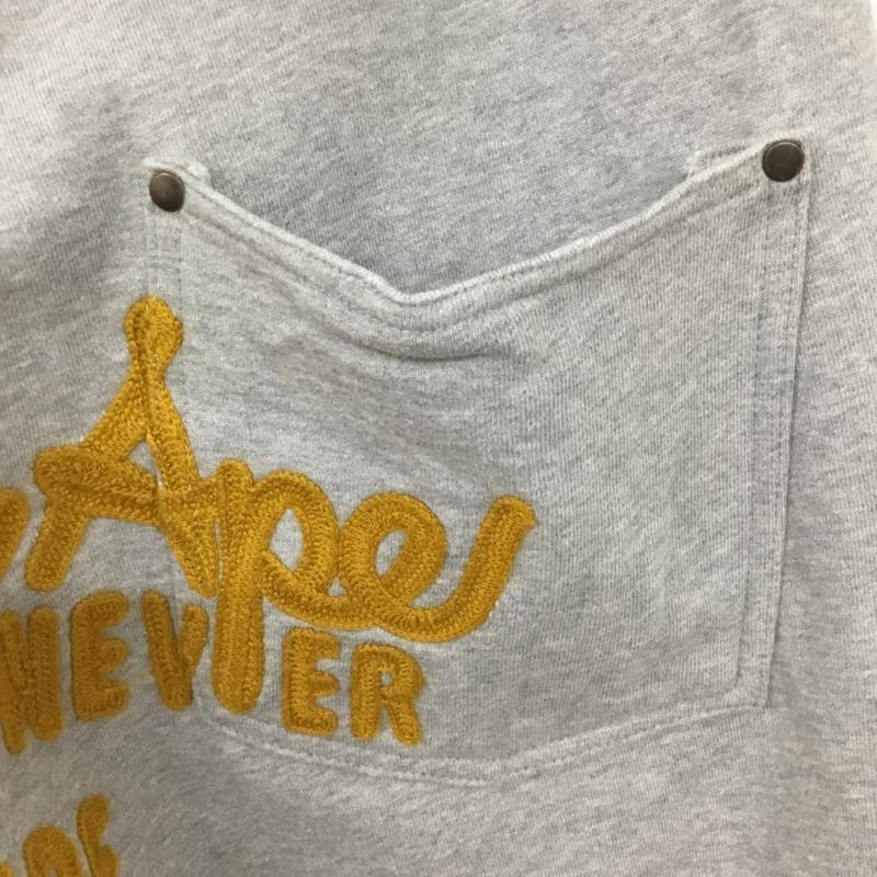 アベイシングエイプ A BATHING APE パンツ ワークパンツ、ペインターパンツ スウェットパンツ ジャージ カジュアルパンツ ワイドパンツ L ロゴ、文字 灰 / グレー /  メンズ USED 古着 中古 10109471