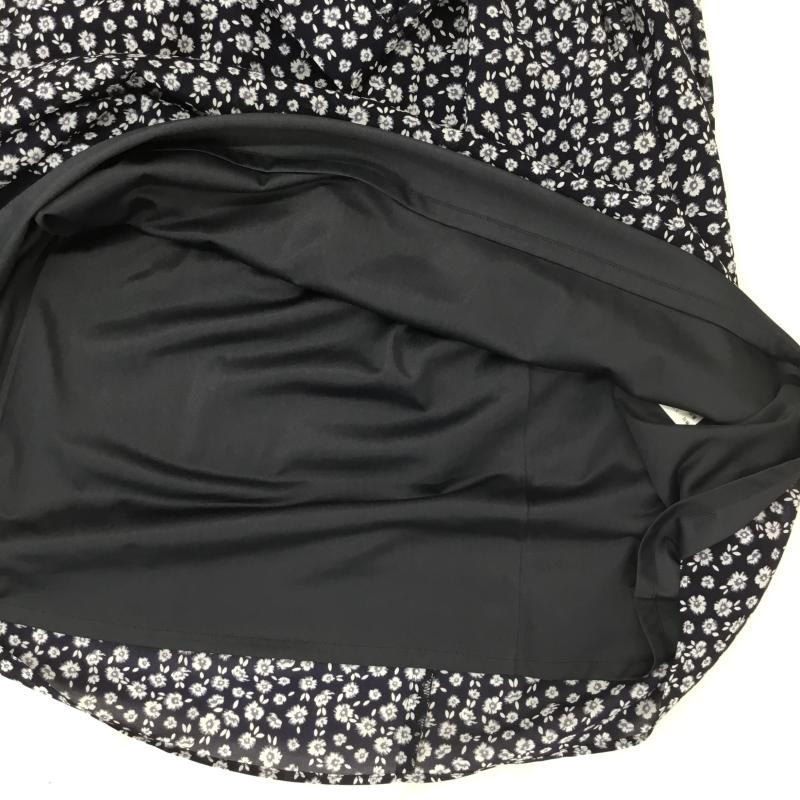 ユーズドクロージング used clothes ワンピース ひざ丈スカート kay me ケイミー M 花柄 紺 / ネイビー / X 白 / ホワイト /  レディース USED 古着 中古 10115039