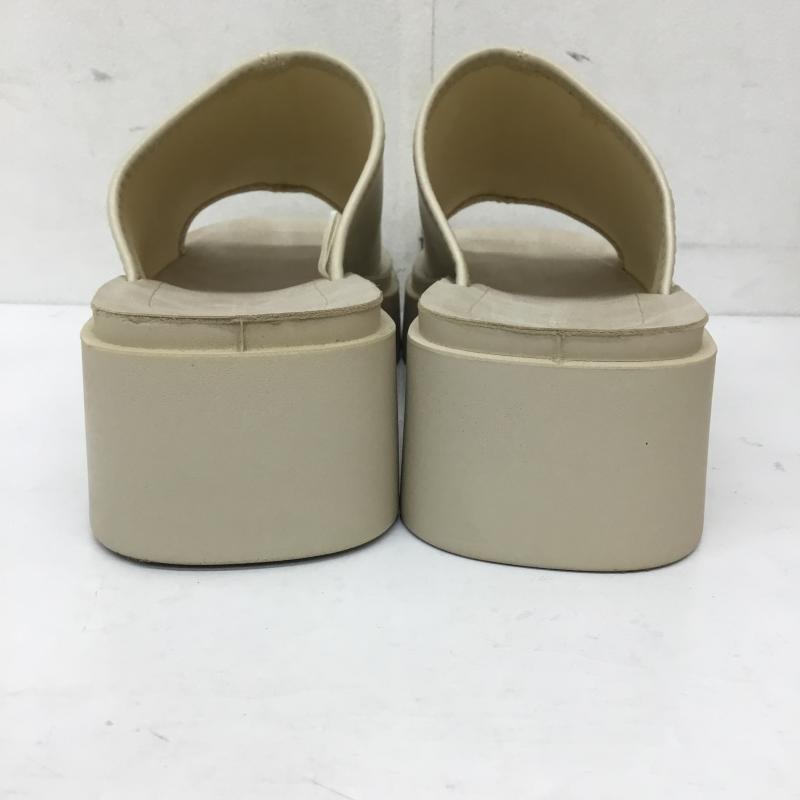 ローリーズファーム LOWRYS FARM サンダル サンダル M 無地 オフホワイト / オフホワイト /  レディース USED 古着 中古 10149994