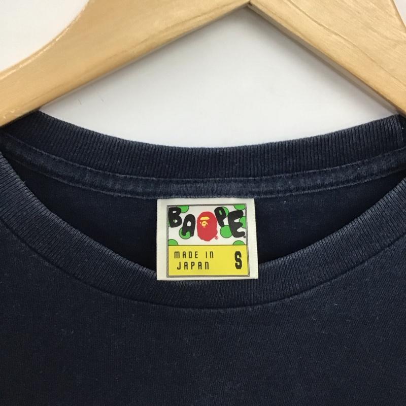 ベイプ BAPE Tシャツ 半袖 半袖カットソー プリントTシャツ クルーネックカットソー S ロゴ、文字 紺 / ネイビー /  メンズ USED 古着 中古 10147593