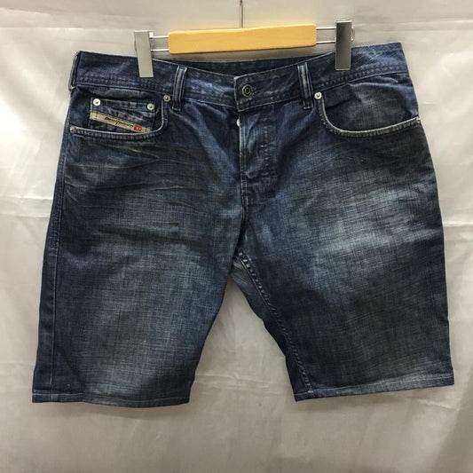 ディーゼル DIESEL パンツ ショートパンツ デニムショートパンツ ハーフパンツ カジュアルパンツ 34インチ 無地 インディゴ / インディゴ /  メンズ USED 古着 中古 10112444