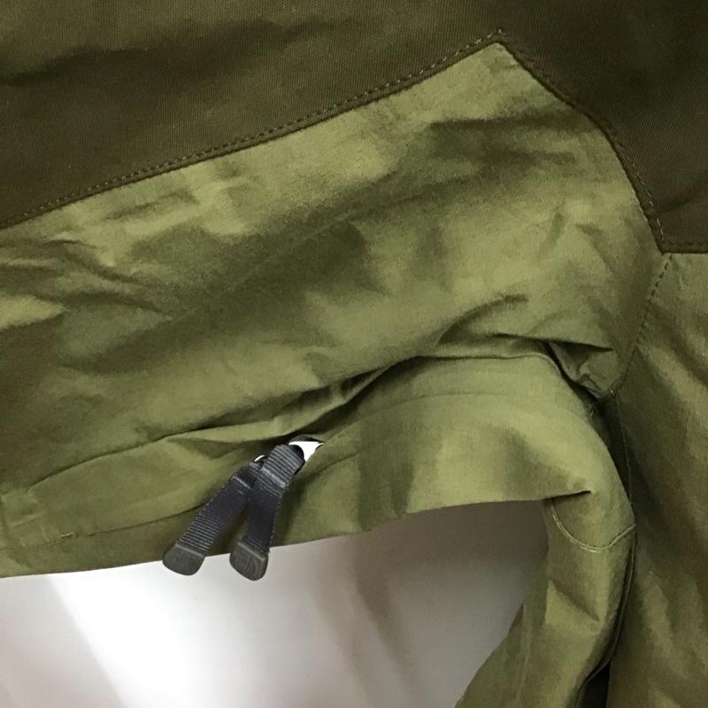 ザノースフェイス THE NORTH FACE ジャケット、上着 ジャケット、ブレザー np15400 マウンテンジャケット ジップアップジャケット アウター XXL ロゴ、文字 黒 / ブラック /  メンズ USED 古着 中古 10123831