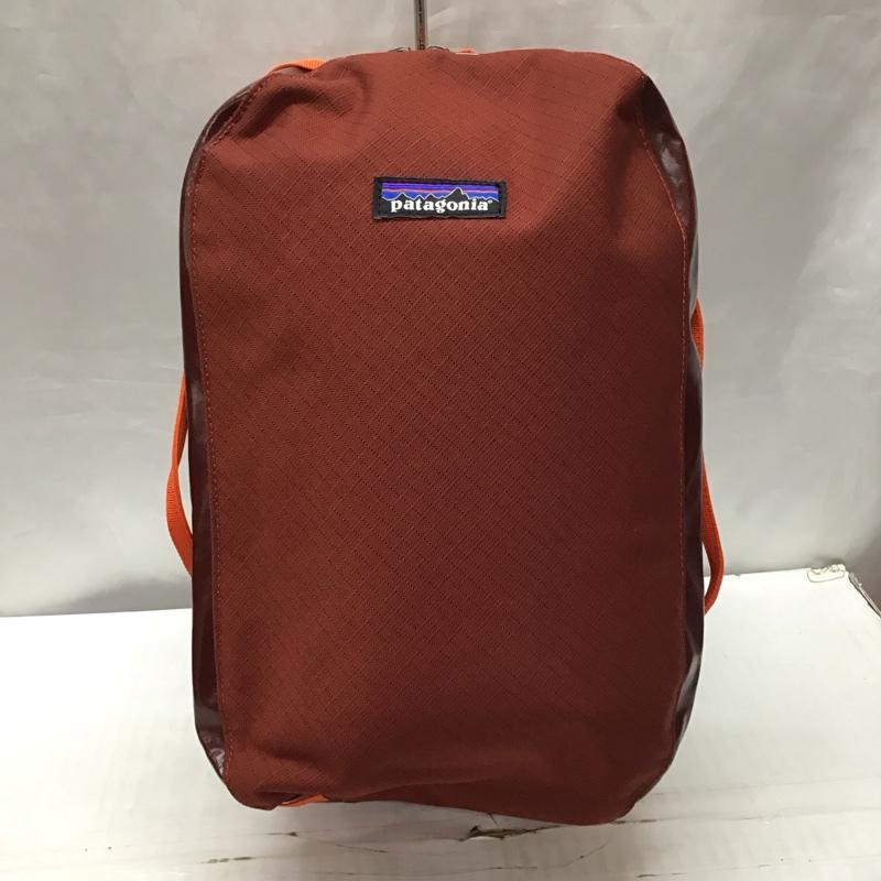 パタゴニア patagonia バッグ バッグ STY49370FA16 ブラックホール キューブ ポーチ ロゴ、文字 ボルドー / ボルドー /  メンズ USED 古着 中古 10118885