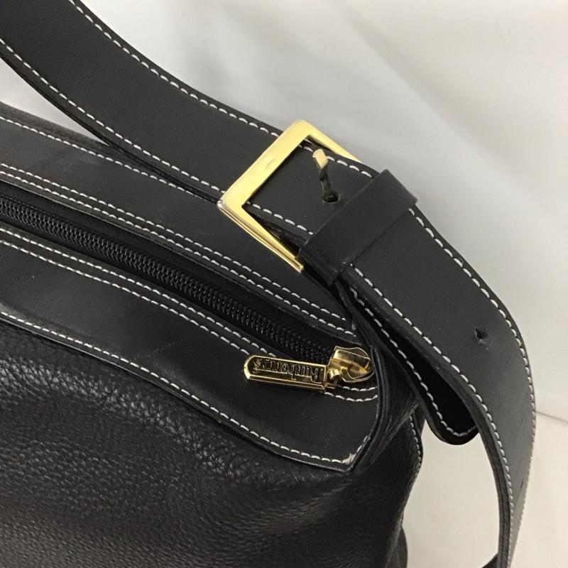 バーバリーズ BURBERRYS ショルダーバッグ ショルダーバッグ ロゴ、文字 黒 / ブラック /  レディース USED 古着 中古 10141049
