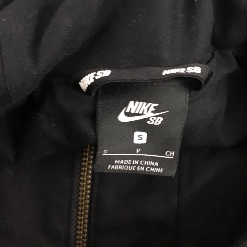 ナイキ NIKE ジャケット、上着 ジャケット、ブレザー aj5005-010 Skateboarding Hoodie Jacket Full Zip S プリント 黒 / ブラック /  メンズ USED 古着 中古 10111682