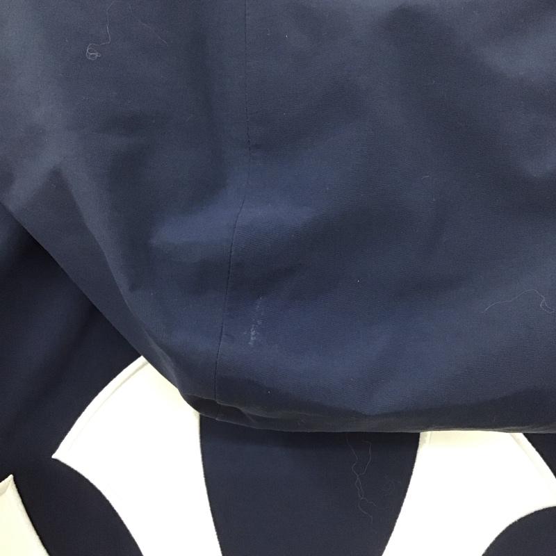シュプリーム Supreme ジャケット、上着 ダウンジャケット 21AW GORE-TEX700-FillDownJacket ダウンジャケット ジップアップジャケット XL ロゴ、文字 紺 / ネイビー /  メンズ USED 古着 中古 10131365