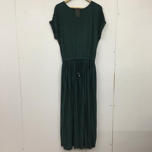 アパートバイローリーズ apart by lowrys ワンピース ロングスカート ロングワンピース ノースリーブロングワンピース プリーツスカート M 無地 緑 / グリーン /  レディース USED 古着 中古 10137569