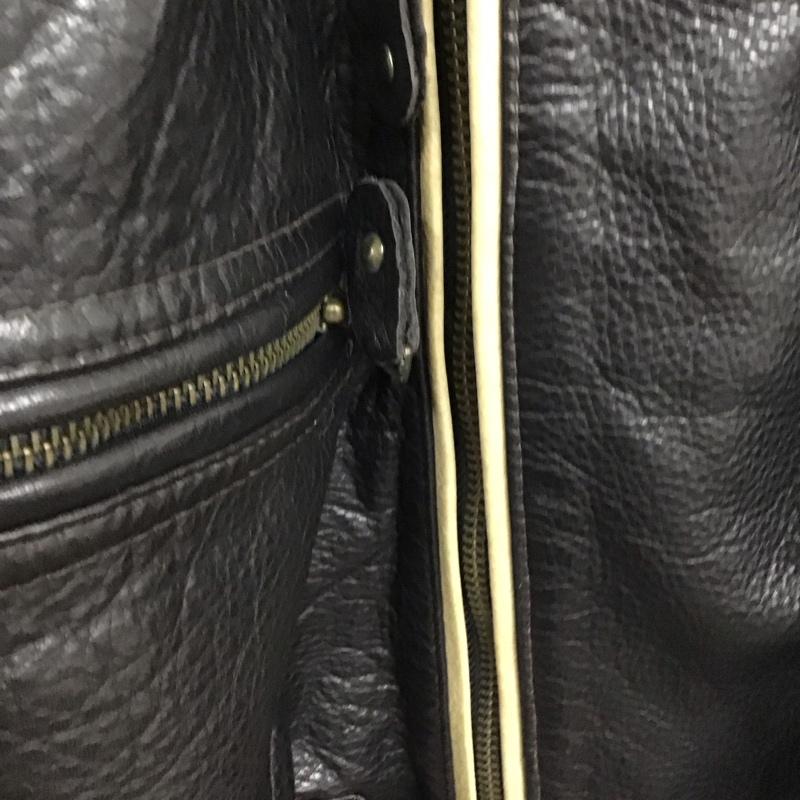 エンポリオアルマーニ EMPORIO ARMANI ジャケット、上着 ジャンパー、ブルゾン ジップアップジャケット レザージャケット アウター 無地 黒 / ブラック /  メンズ USED 古着 中古 10140263