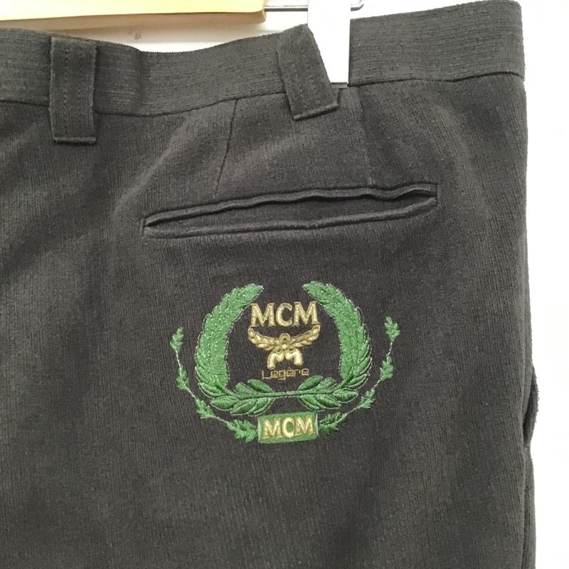 エムシーエム MCM パンツ スラックス コーデュロイパンツ カジュアルパンツ ワイドパンツ センタータックパンツ ロゴ、文字 灰 / グレー /  メンズ USED 古着 中古 10105569
