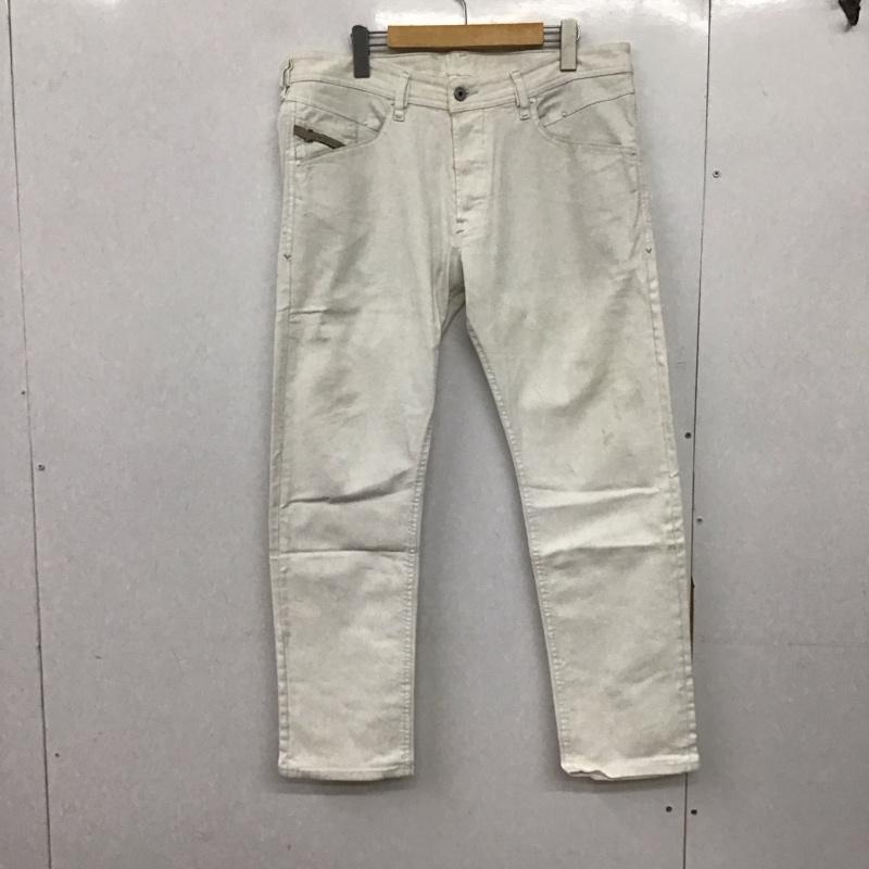 ディーゼル DIESEL パンツ デニム、ジーンズ デニムパンツ スリムパンツ カジュアルパンツ ストレッチパンツ 36インチ 無地 白 / ホワイト /  メンズ USED 古着 中古 10148289