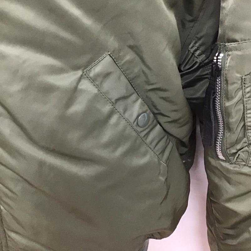 アルファインダストリー Alpha Industries ジャケット、上着 ジャンパー、ブルゾン ジップアップジャケット ジャンパー ジャケット ミリタリージャケット アウター M 無地 カーキ / カーキ /  メンズ USED 古着 中古 10124157