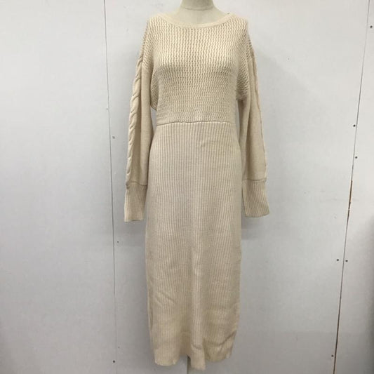 マウジー MOUSSY ワンピース ロングスカート 010EAH70-6720 CABLE SLEEVE KNIT DRESS ケーブル編み ニットワンピース FREE 無地 アイボリー / アイボリー /  レディース USED 古着 中古 10112167