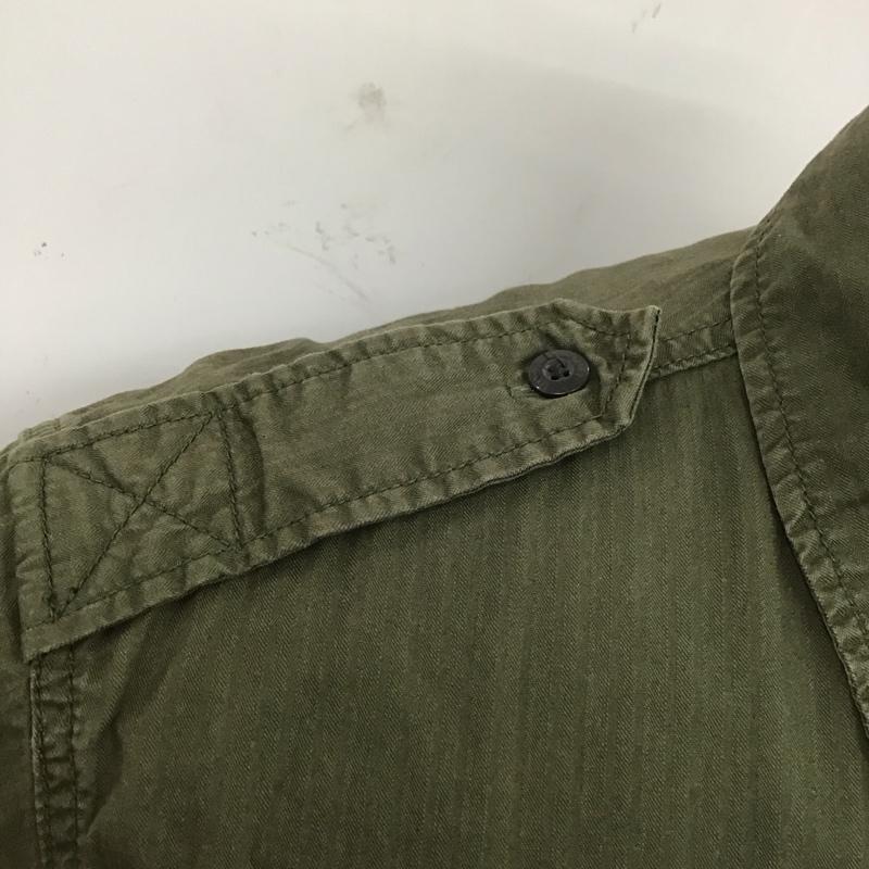 アヴィレックス AVIREX シャツ、ブラウス 半袖 6195032 ミリタリー XL ロゴ、文字 カーキ / カーキ /  メンズ USED 古着 中古 10112676