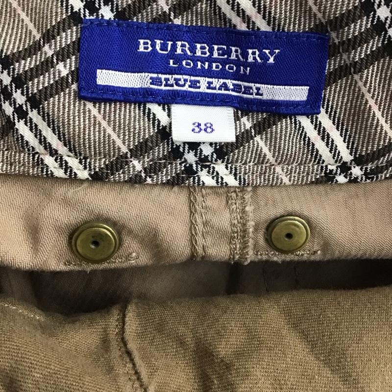 バーバリーブルーレーベル BURBERRY BLUE LABEL パンツ ショートパンツ FQ531-217-50 38 ワンポイント ベージュ / ベージュ /  レディース USED 古着 中古 10115102