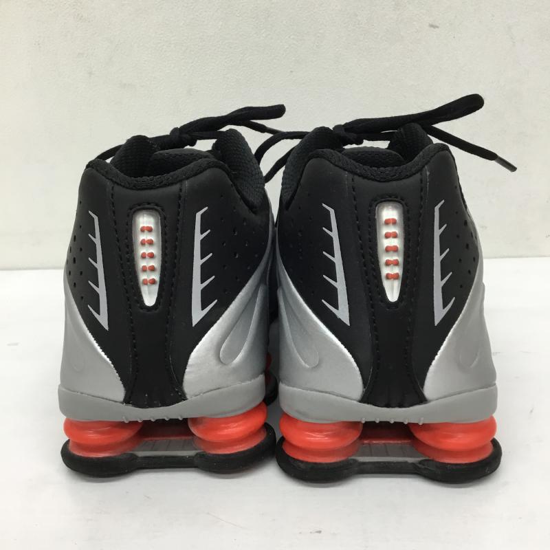 ナイキ NIKE スニーカー スニーカー HQ1988-002 SHOX R4 METALLIC SILVER/METALLIC SILVER-BLACK 27.5cm ロゴ、文字 銀 / シルバー / X 黒 / ブラック /  メンズ USED 古着 中古 10143323
