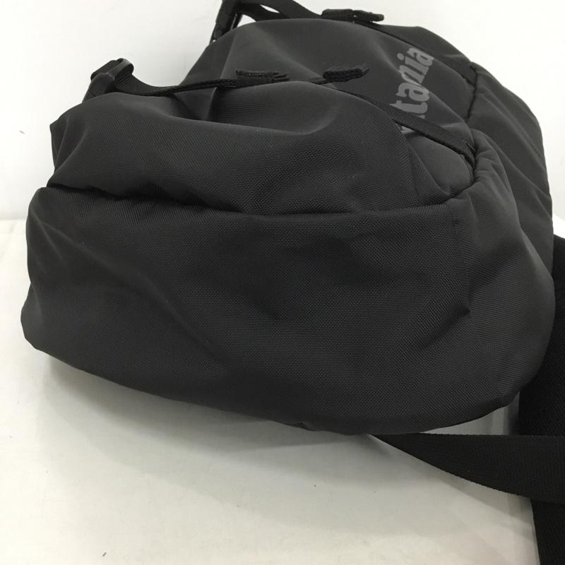 パタゴニア patagonia ボディバッグ ボディバッグ アトム スリング 8L 48262FA25 ロゴ、文字 黒 / ブラック /  メンズ USED 古着 中古 10149245