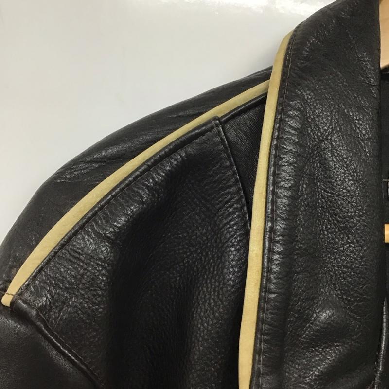 エンポリオアルマーニ EMPORIO ARMANI ジャケット、上着 ジャンパー、ブルゾン ジップアップジャケット レザージャケット アウター 無地 黒 / ブラック /  メンズ USED 古着 中古 10140263