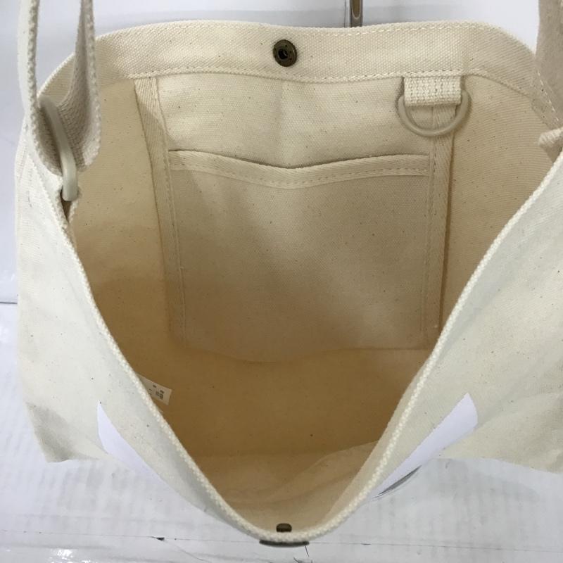 ニコアンド niko and... ショルダーバッグ ショルダーバッグ NK20FB2443 サコッシュ ロゴ、文字 アイボリー / アイボリー /  レディース USED 古着 中古 10093263