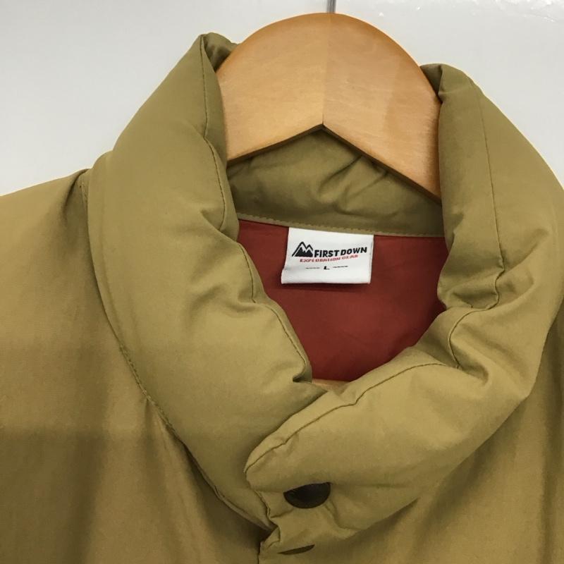 ファーストダウン FIRST DOWN ベスト ベスト ダウンベスト ノースリーブ 前ボタン L ロゴ、文字 ベージュ / ベージュ /  メンズ USED 古着 中古 10142864