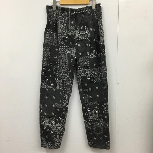 フリークスストア FREAK S STORE パンツ ワークパンツ、ペインターパンツ ワークパンツ ワイドパンツ カジュアルパンツ 総柄 40 プリント 黒 / ブラック / X 白 / ホワイト /  メンズ USED 古着 中古 10120076