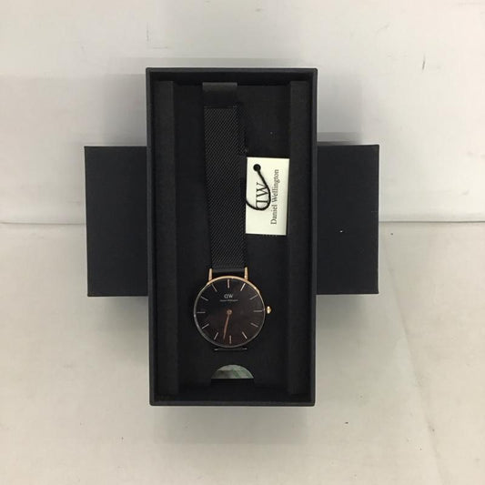 ダニエルウェリントン Daniel Wellington 腕時計 アナログ（クォーツ式） Classic E32R1 箱有 ロゴ、文字 黒 / ブラック /  レディース USED 古着 中古 10134776