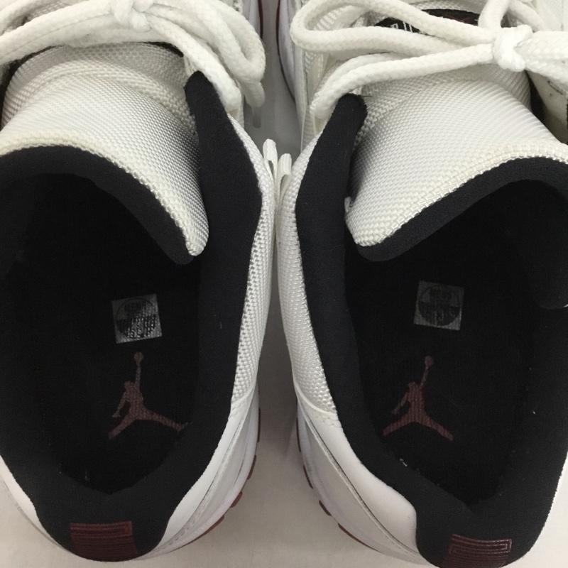 ナイキ NIKE スニーカー スニーカー 528895 101 AIR JORDAN 11 RETRO LOW 31cm 箱有 ロゴ、文字 白 / ホワイト / X 黒 / ブラック / X 赤 / レッド /  メンズ USED 古着 中古 10144823